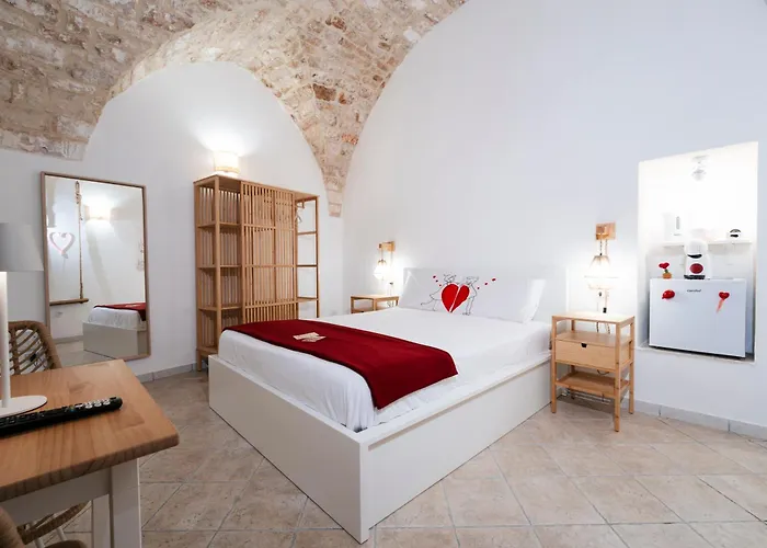 Filo Rosso - Romantic Centro Storico Ostuni